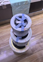 Коробка подарочная круглая с окошком 130*80мм 